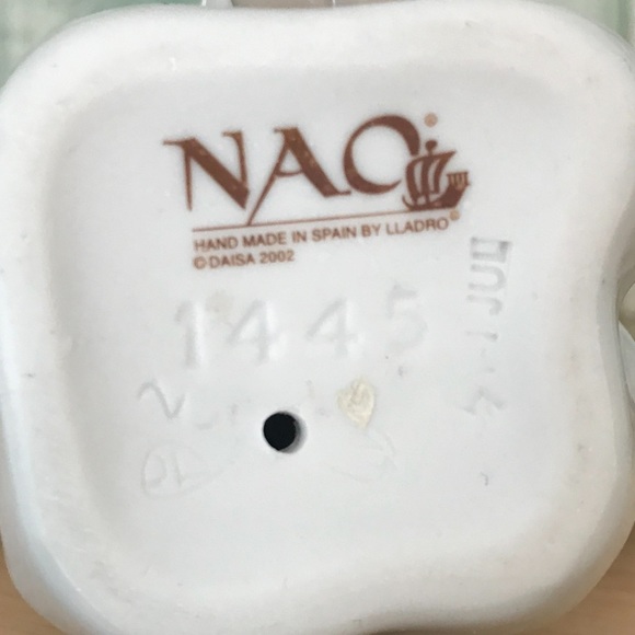 VINTAGE NAO LLADRÓ “Jesus Loves You” Porcelain-Figurine 
Handmade in Spain - Picture 4 of 6